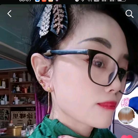 美发纹眉点痣颈椎拔罐刮痧烫染拉盘头编头欢