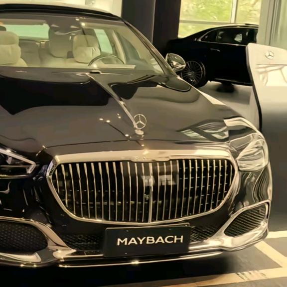 山外青山天外天。