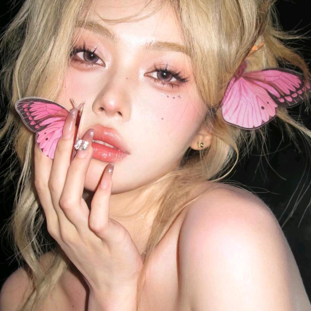 远远✨🌟💐头像