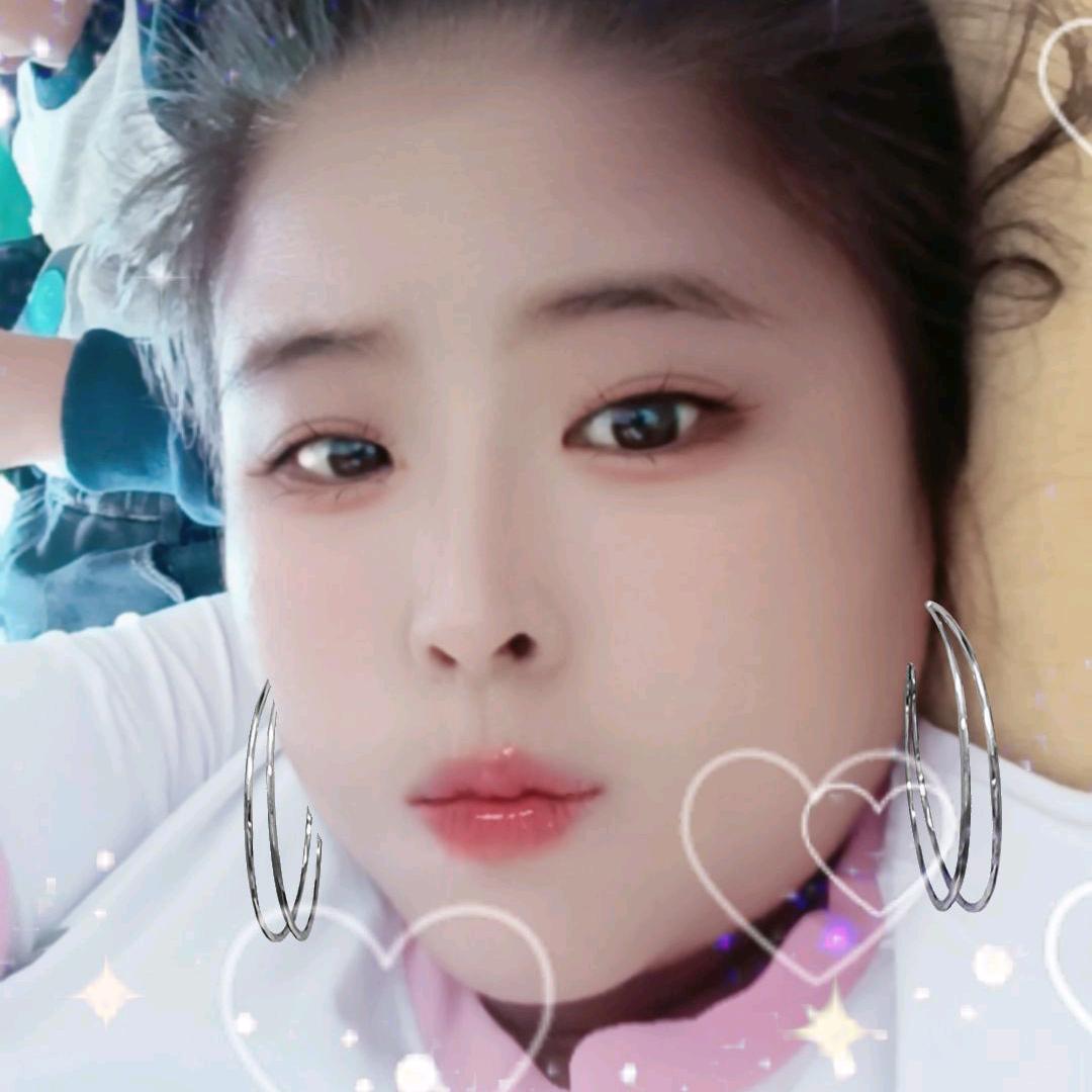 李盼