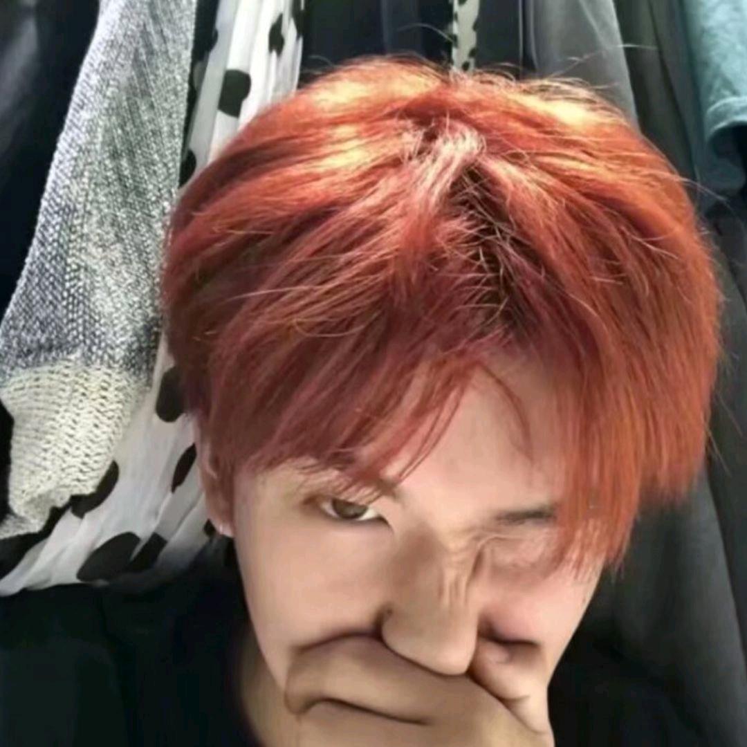 🧢溏心何包蛋🍳