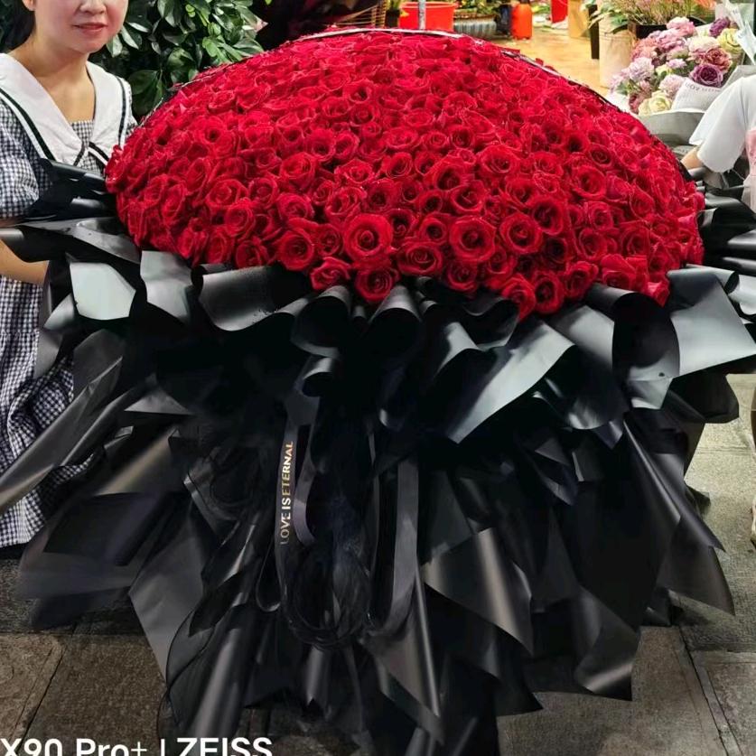 小龙鲜花店