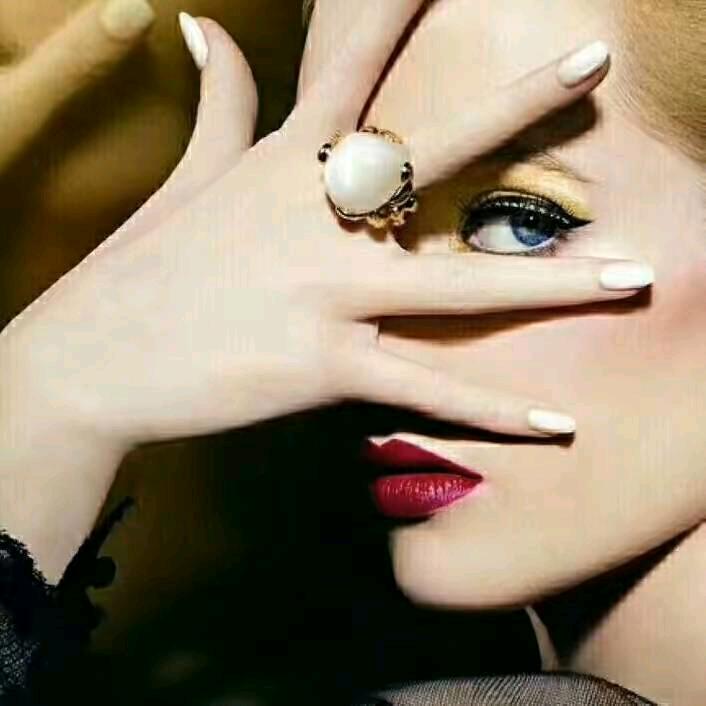 白云朵朵(*^ω^*)