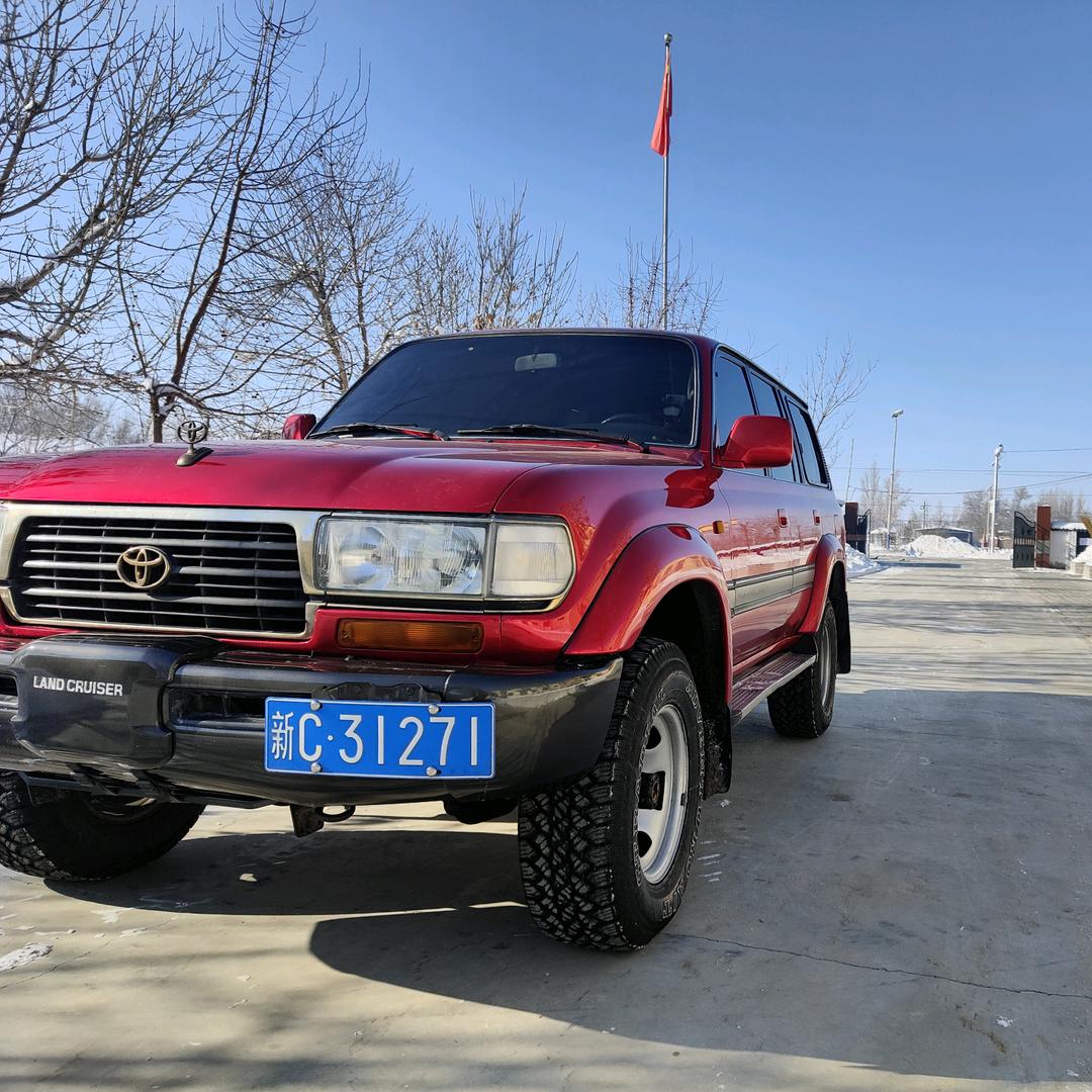 開TOYOTA80の寶爺