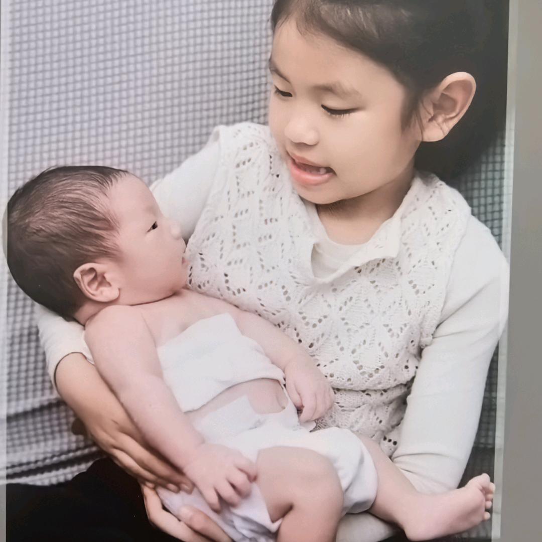 淼淼锐锐麻麻吖👨‍👩‍👧‍👦