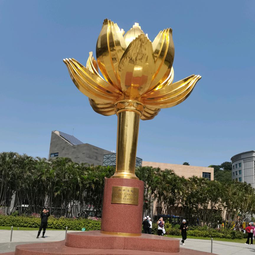 赖连秀