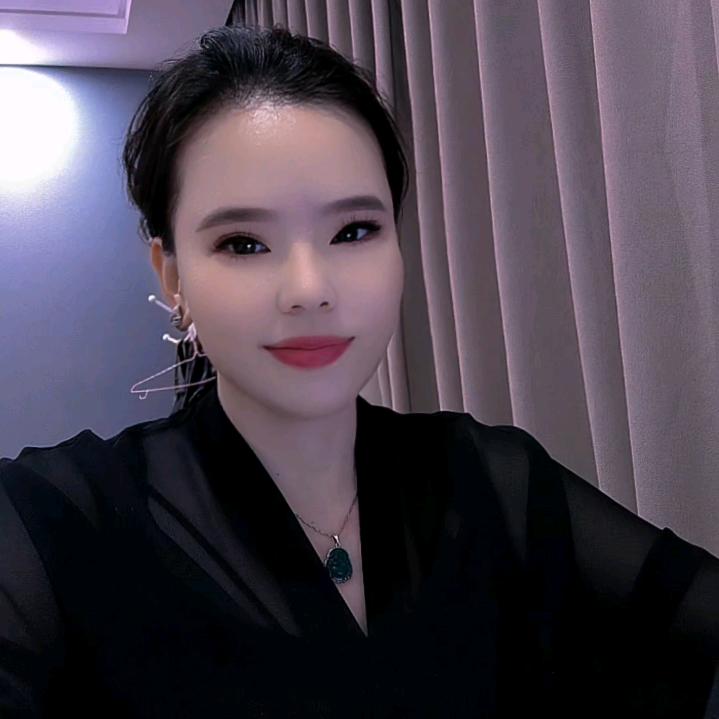 喜欢逛街的我🌹