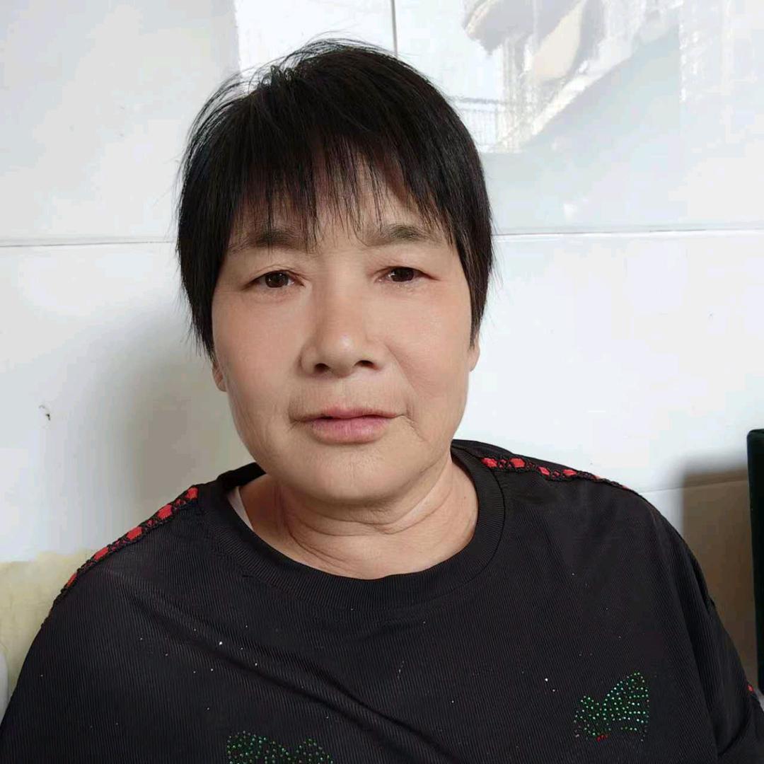 四个宝贝的奶奶