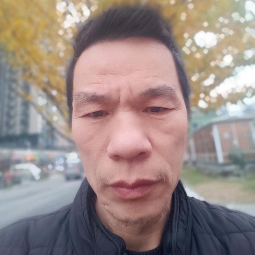 感恩的心小彬）中午十二点十分左右开播