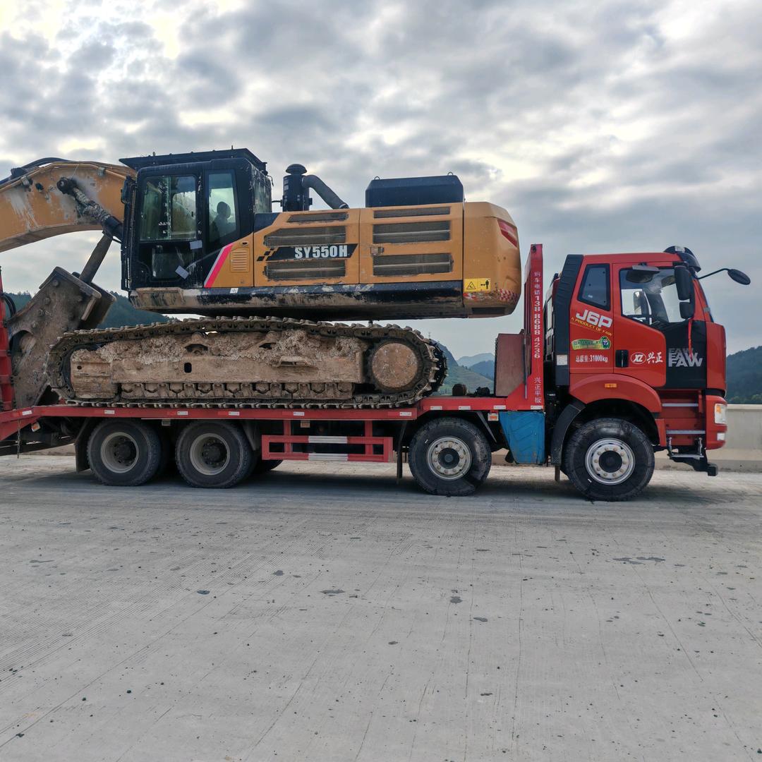 前四后八拖车大小挖机出租