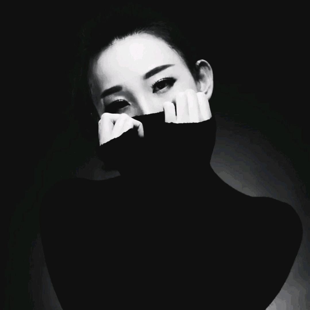白+黑