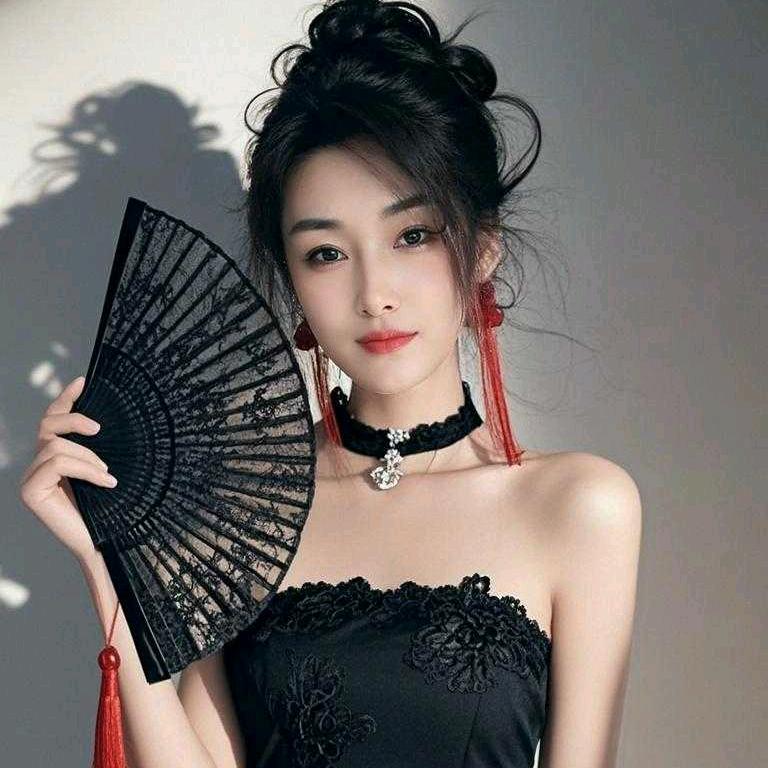 金Q车行--月亮！