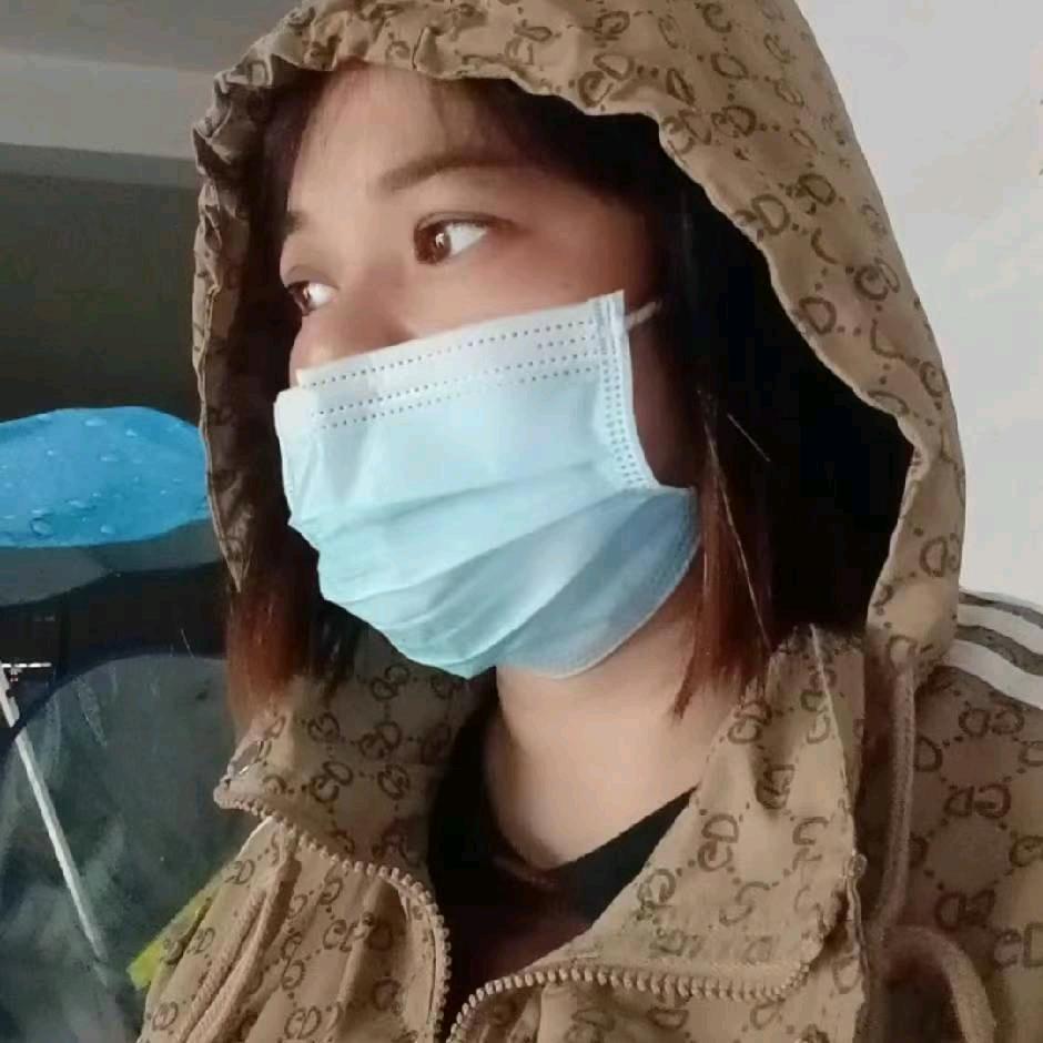 沉默无语~🐛🌺单亲妈妈