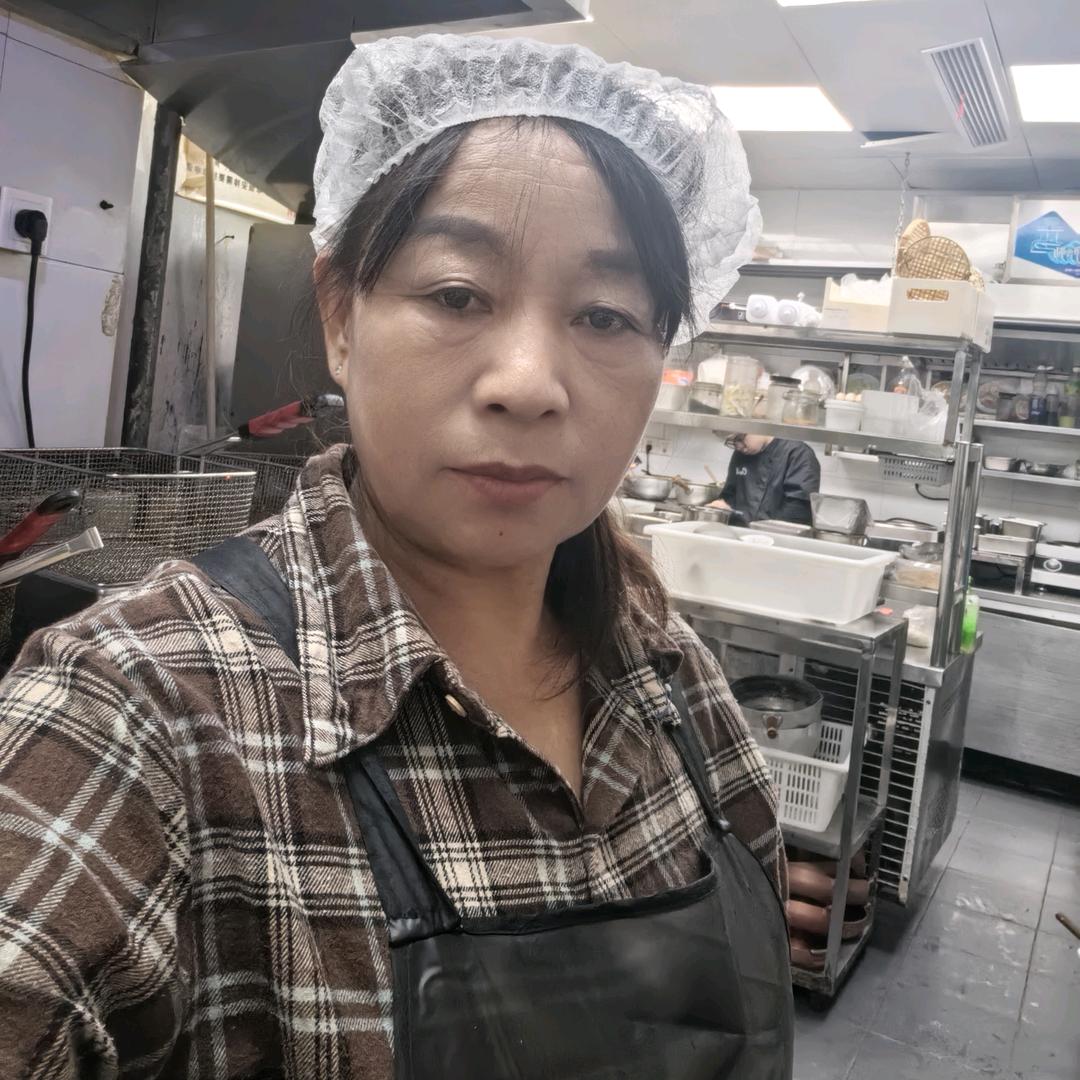 洗碗阿姨首播晚上10。30开播