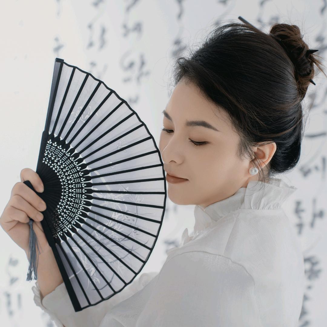 浅笑，柔心《好物厨窗》