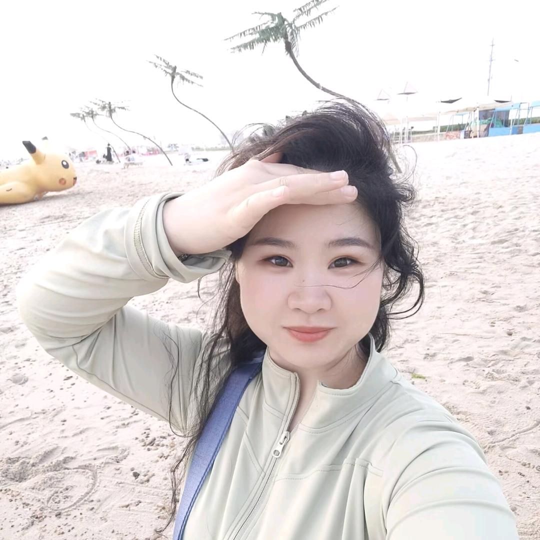 开心小公举(∩_∩)