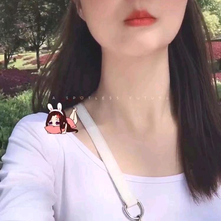 若柒爱吃甜🍬🍀