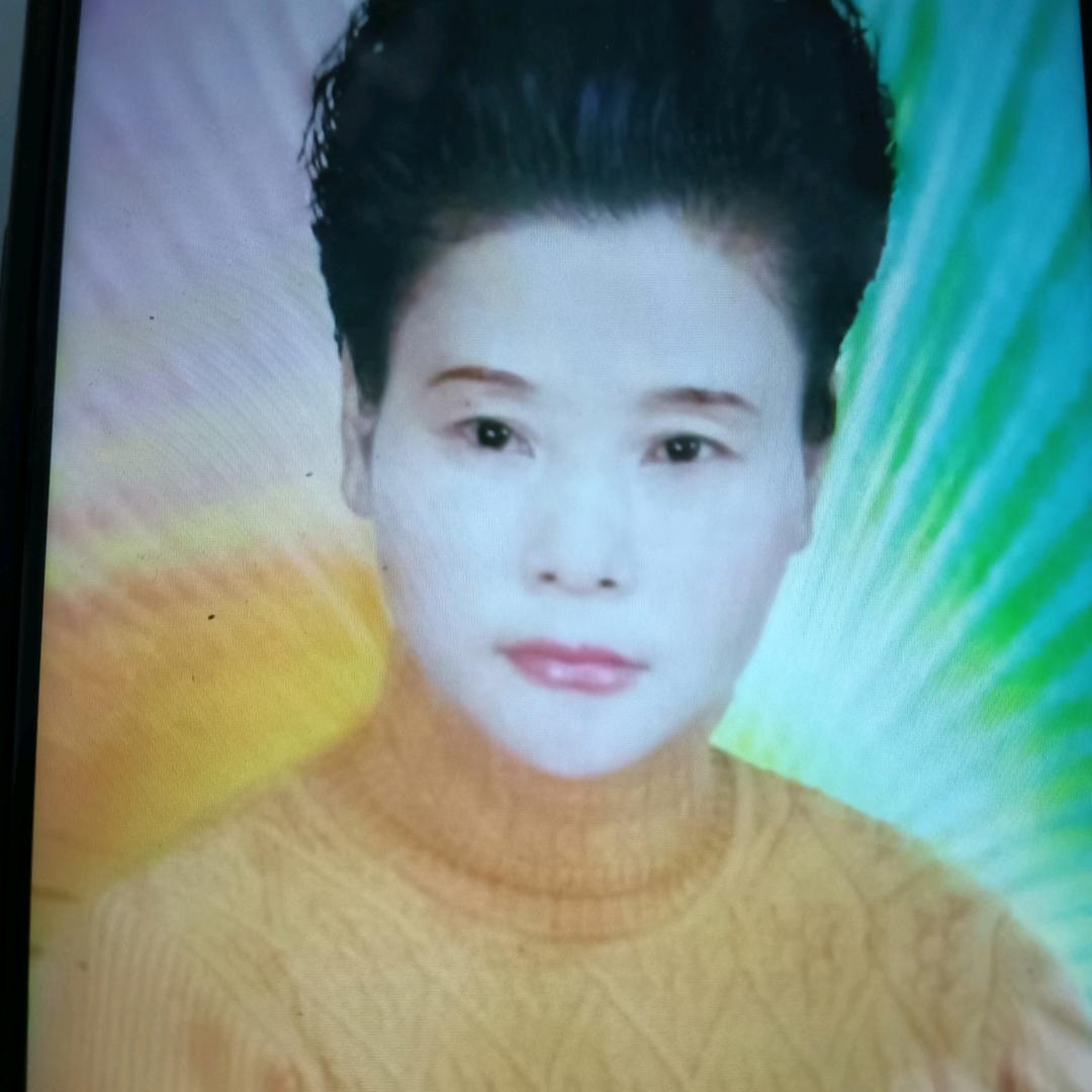 莉莉姐。晚上10点半。开播