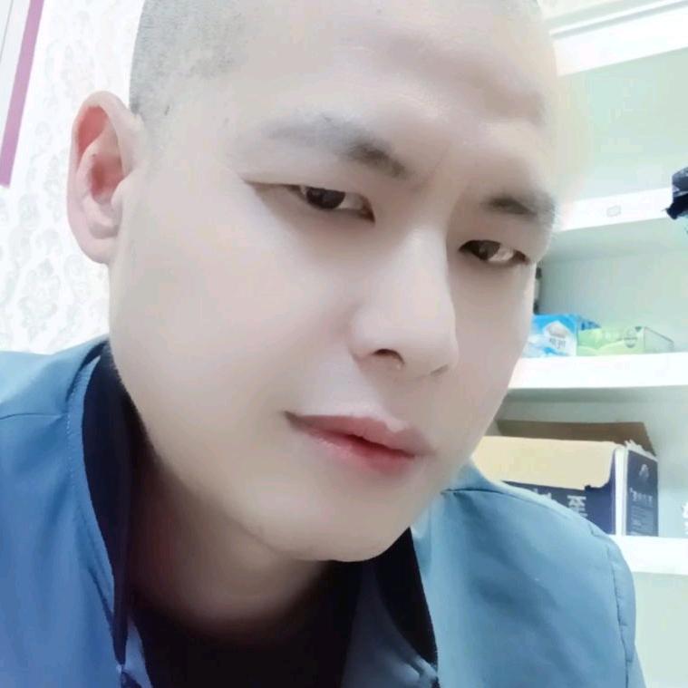 飞飞哥