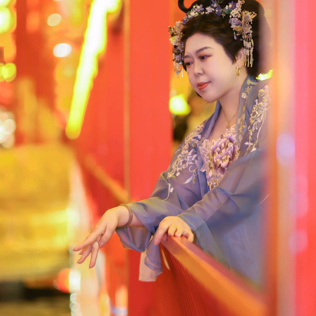 龙一夫人