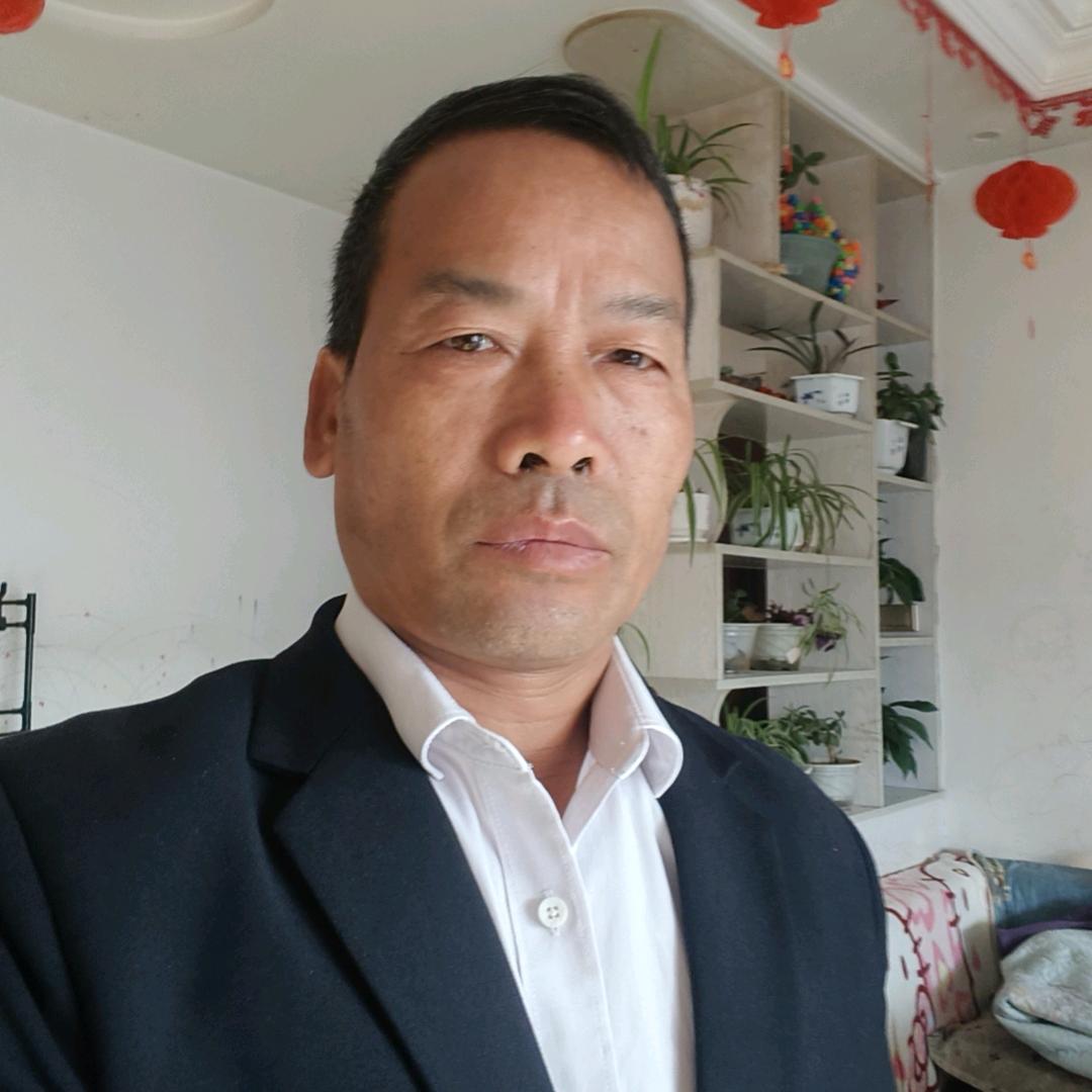 开阳县周光兴盖房