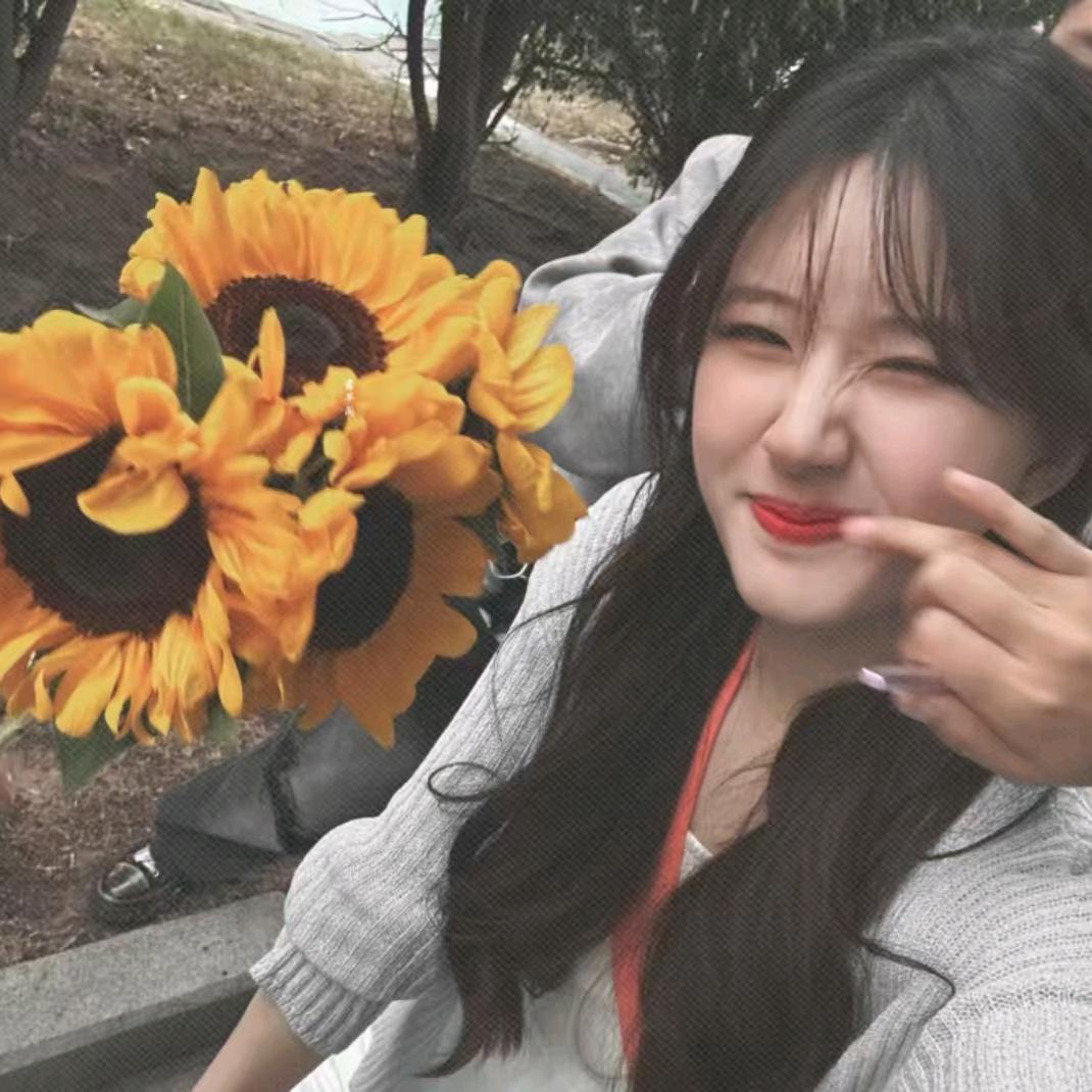 Rosy              🍫