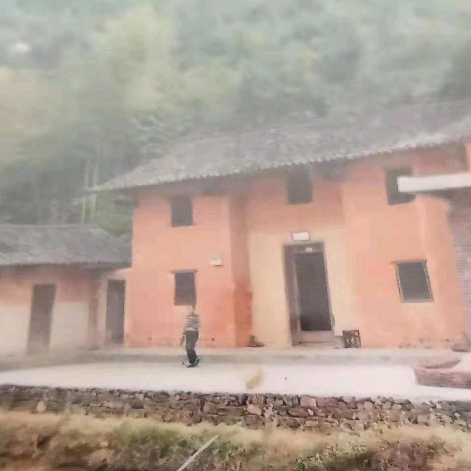小谢，