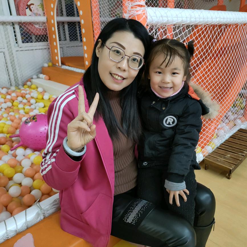 黎城县广盛苑幼儿园王老师