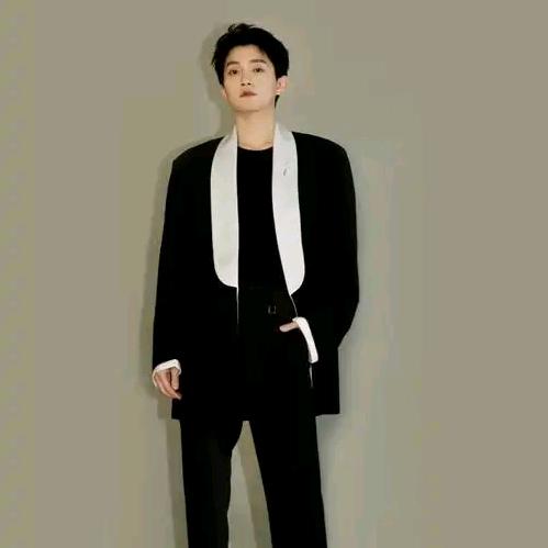 哈尔滨·TAILOR·匠西装馆 聪