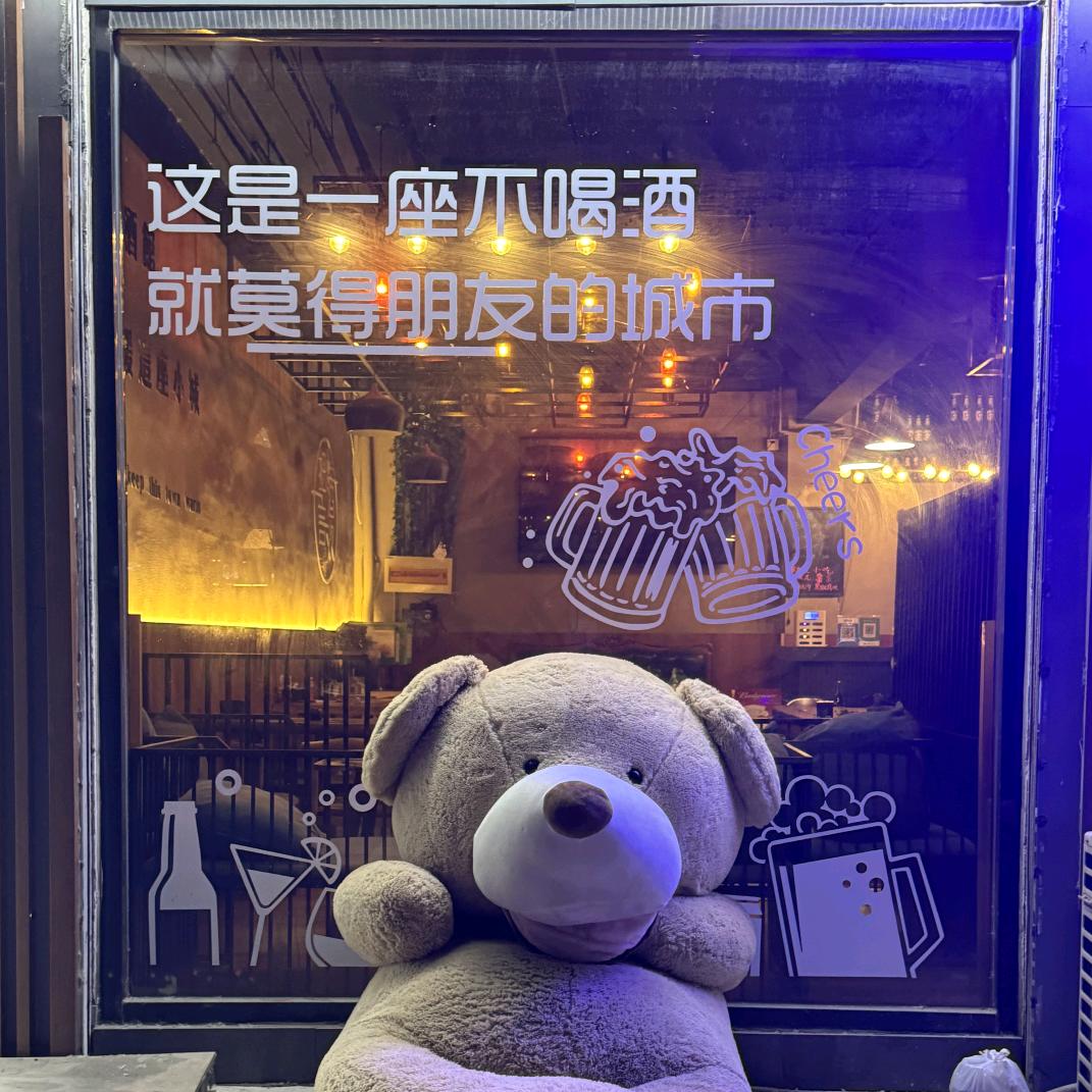 徐梓朝