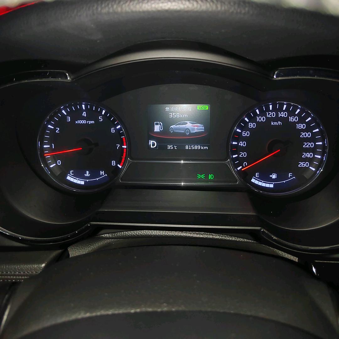 我若不猖狂↗谁替我坚强