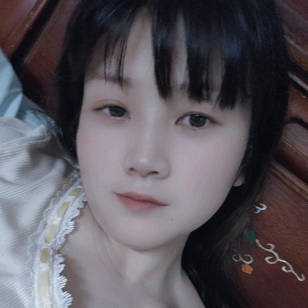 💕₂₅²⁰闪闪ઈོ星辰 ¹ᶟ₁₄