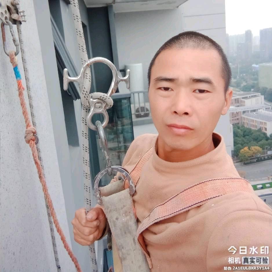 勤为本，善做魂，常思过。