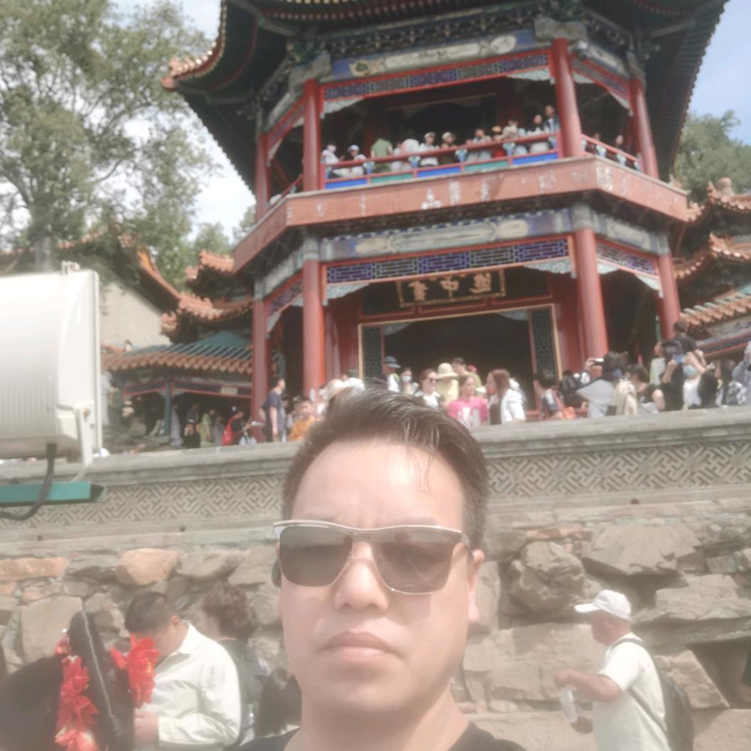 黄辉