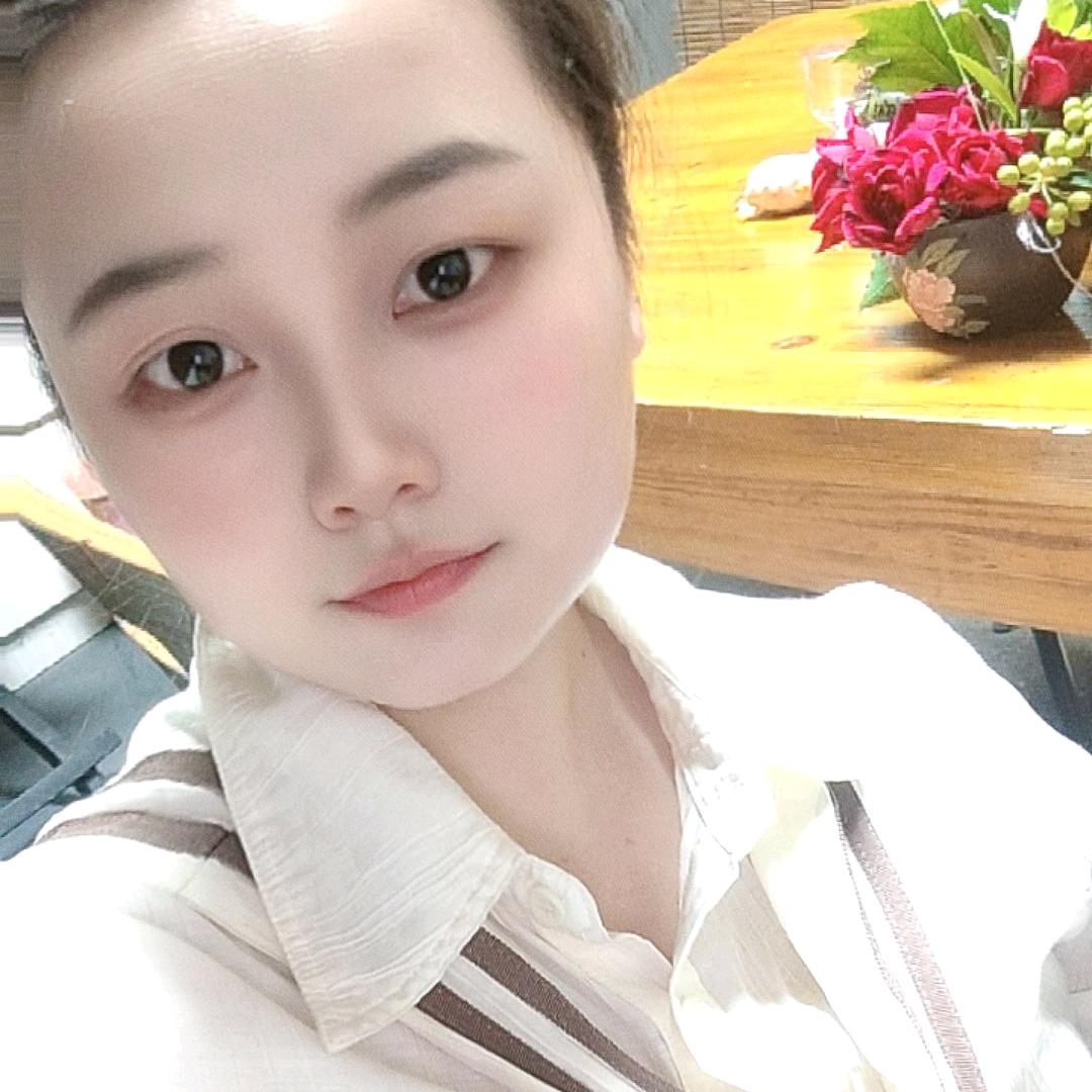 舒🌻蕾吖🍂