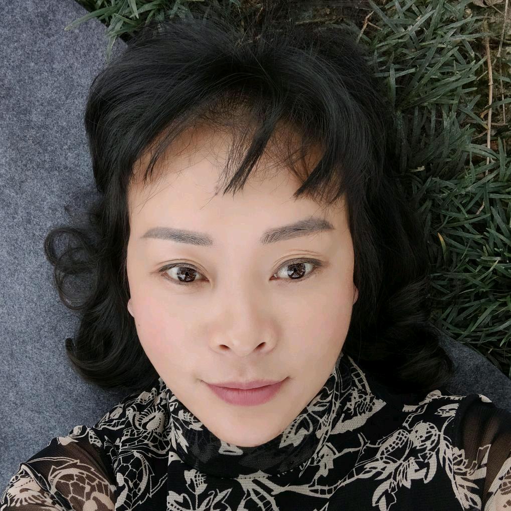 刚刚好女士