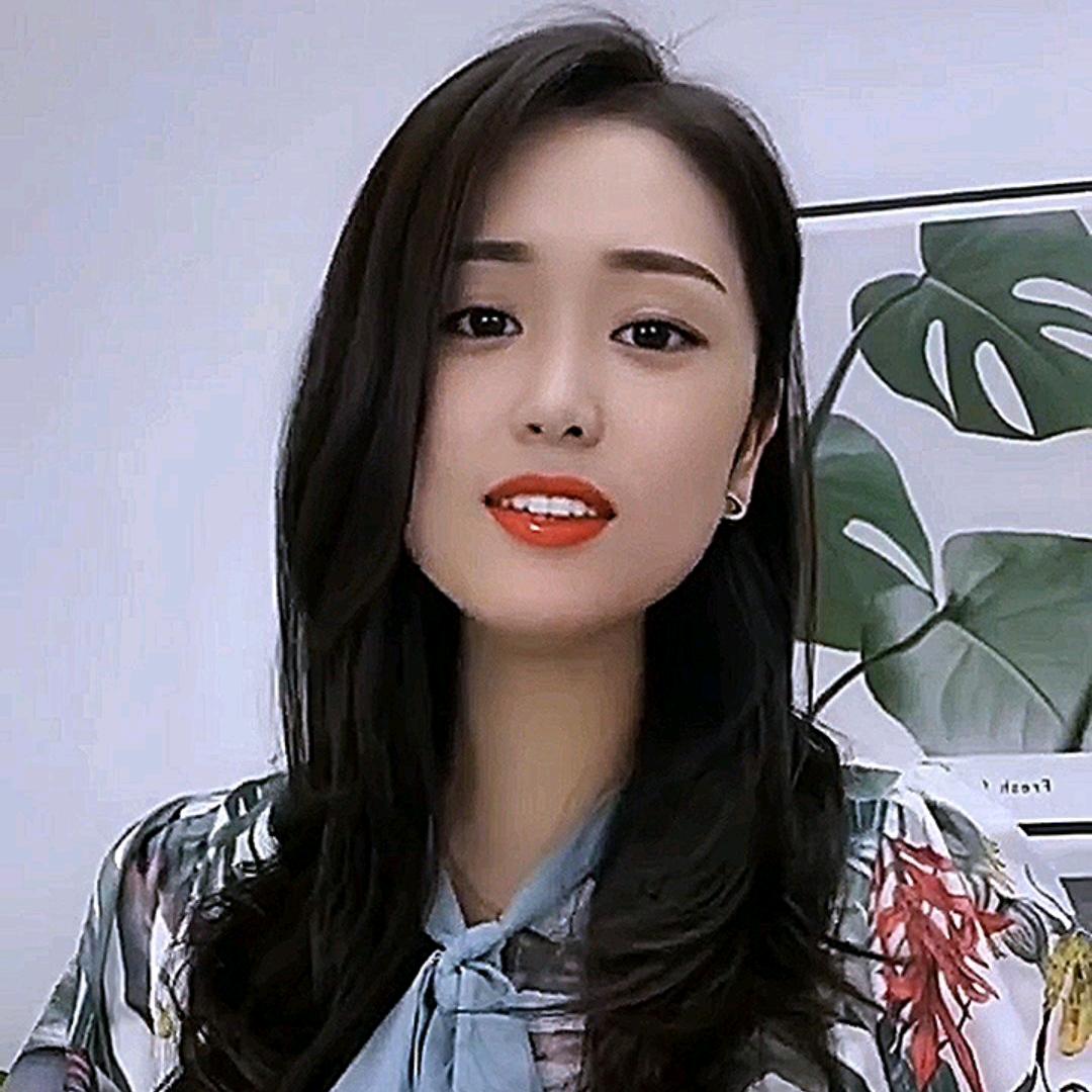 害羞小妹