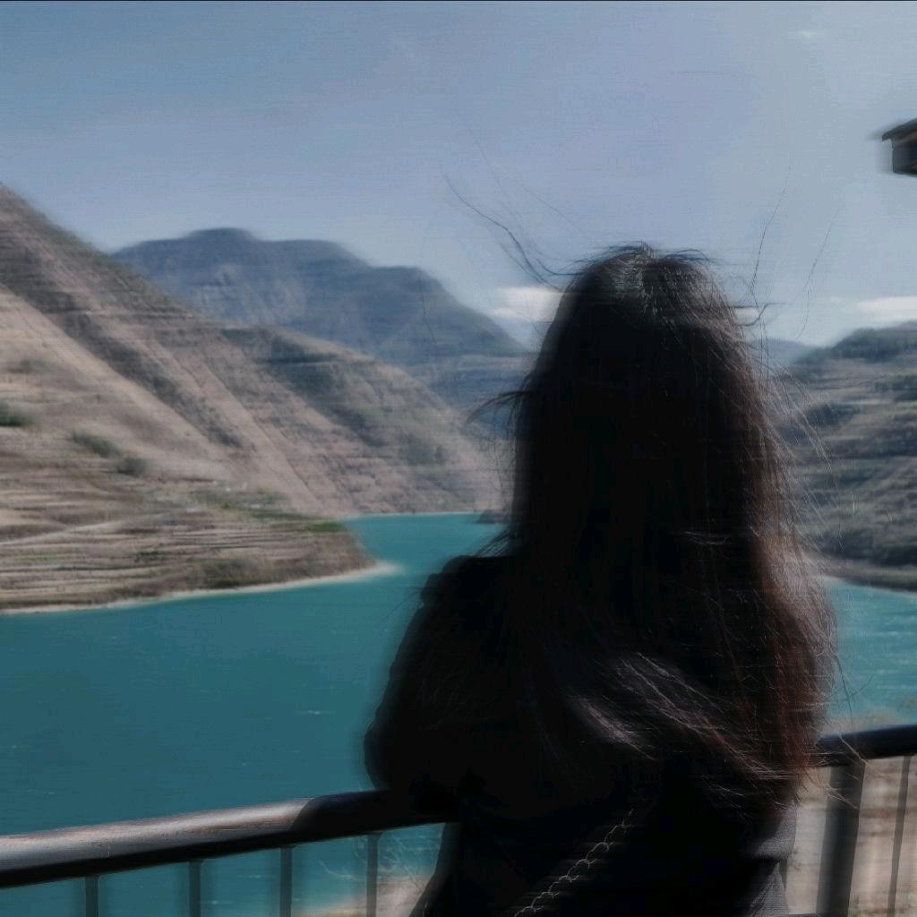 嘎嘣嘎嘣嘎逗吖