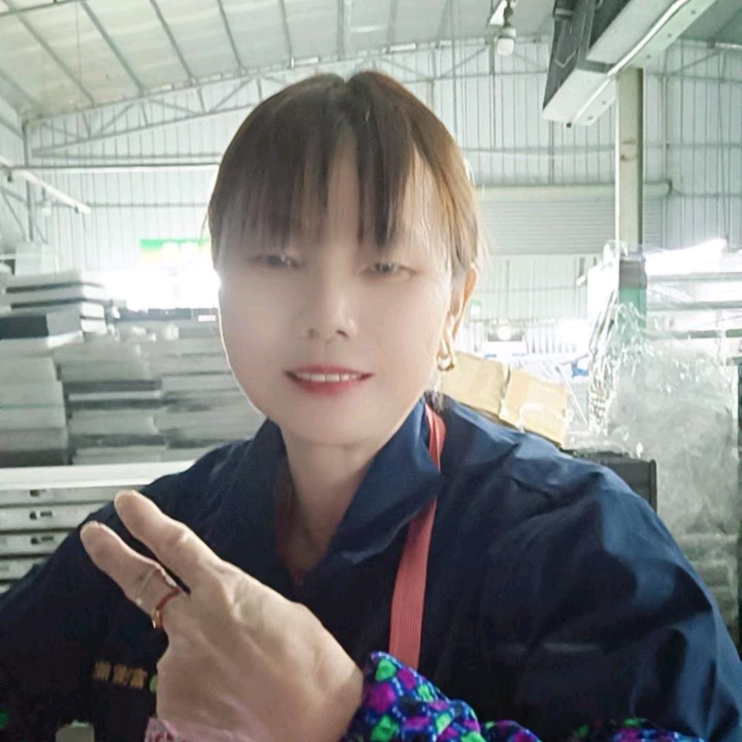 月亮还没睡💋