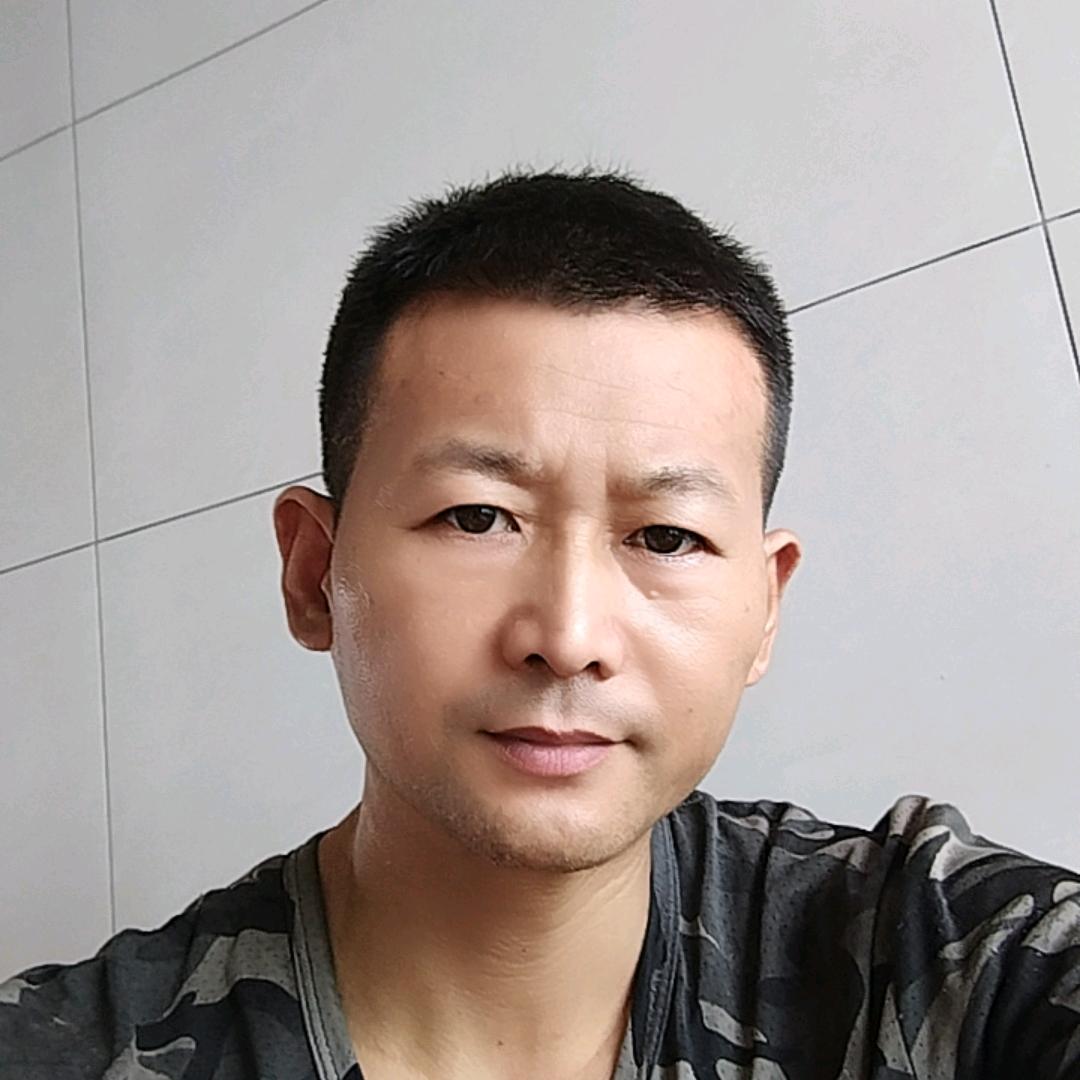 瓦工小袁贴砖
