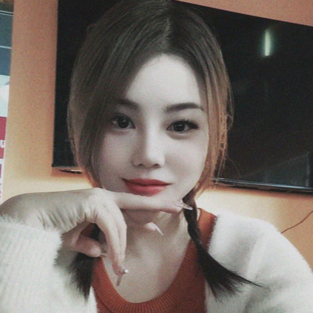 李爱笑ᥫᩣ.