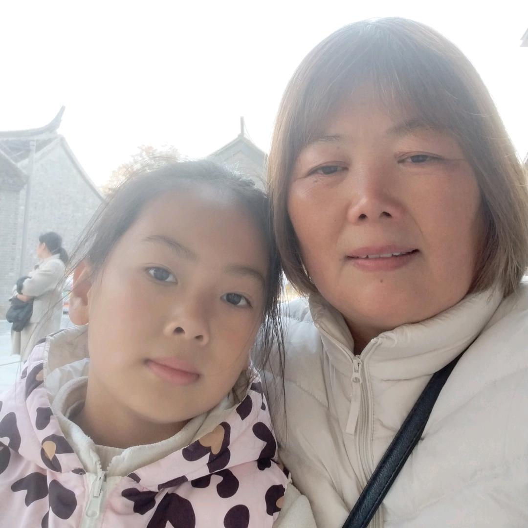 @陈静