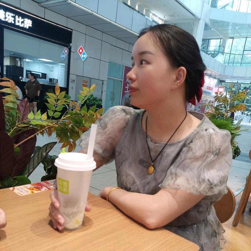 含着奶瓶闯世界