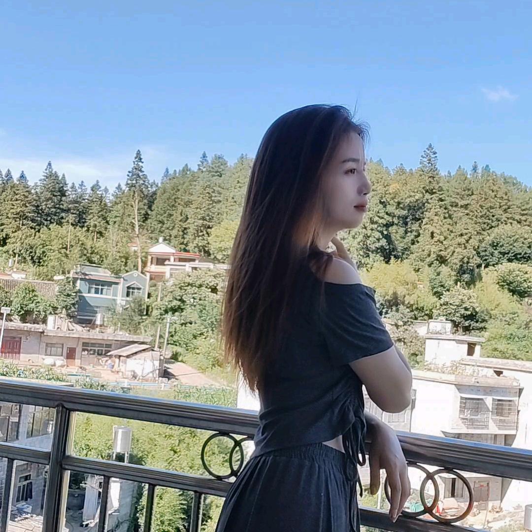 彝直疯，彝直爽