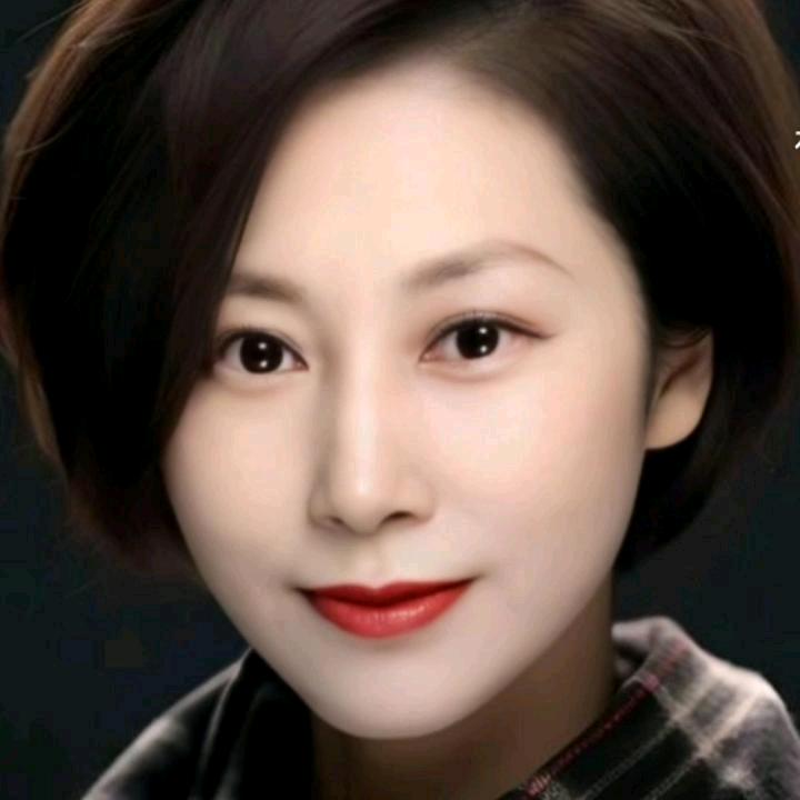 小丽爱唱歌