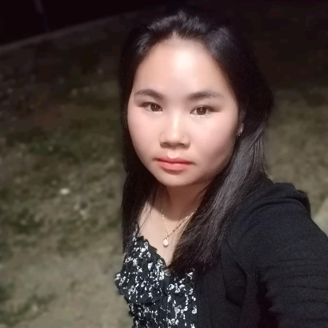 浅(ღ˘⌣˘ღ)笑不(ღ˘⌣˘ღ)语