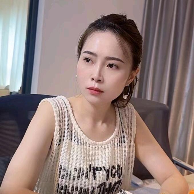 燕燕姐2️⃣（玫瑰脂皮修复中）