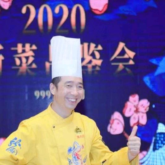 江锅锅.奔富未来