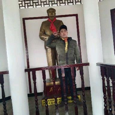 秦家大公子，单身