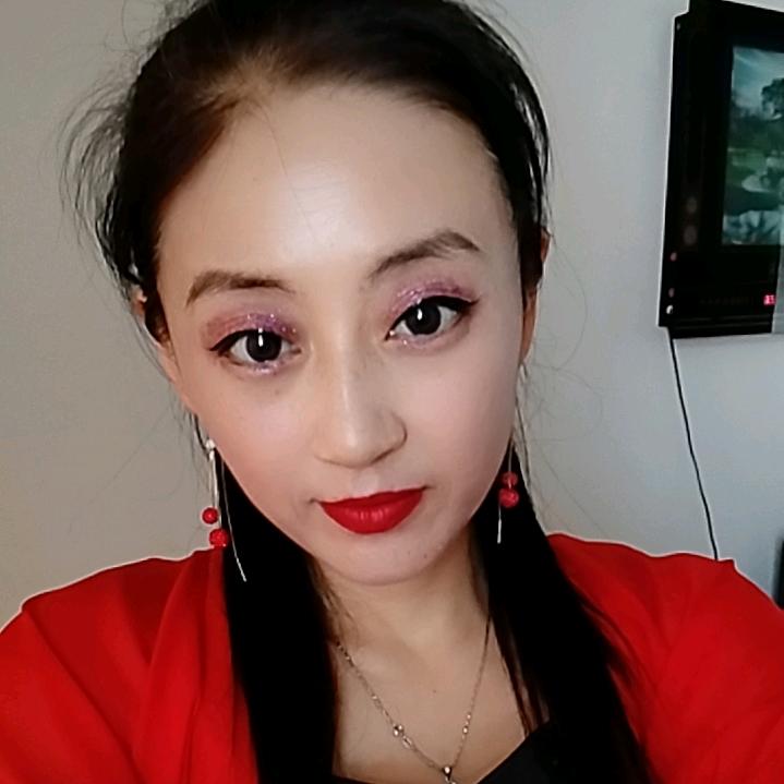 月月每天九点直播